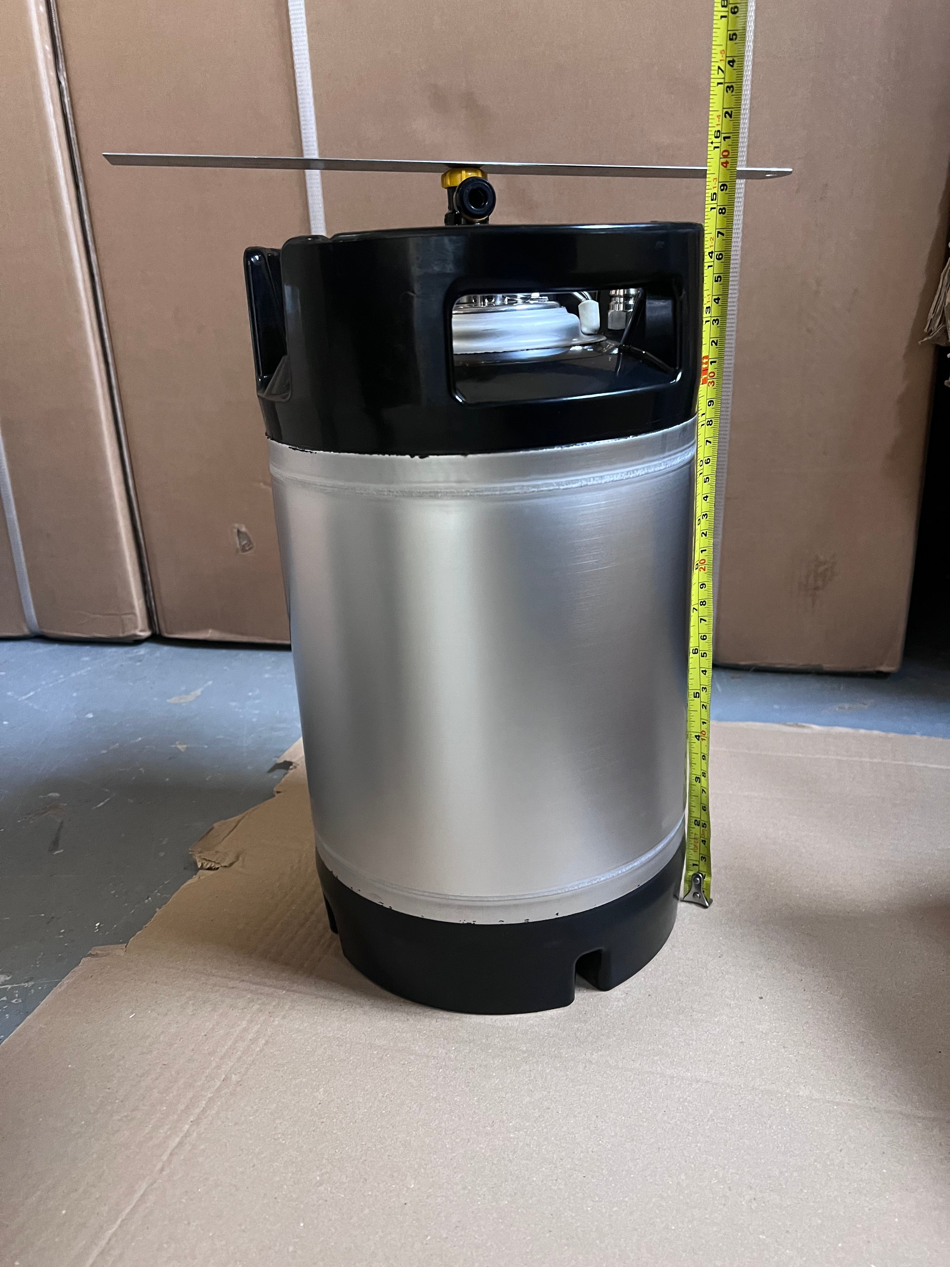 Kegland Carbonator Keg Lid - continuous fizzy water solution