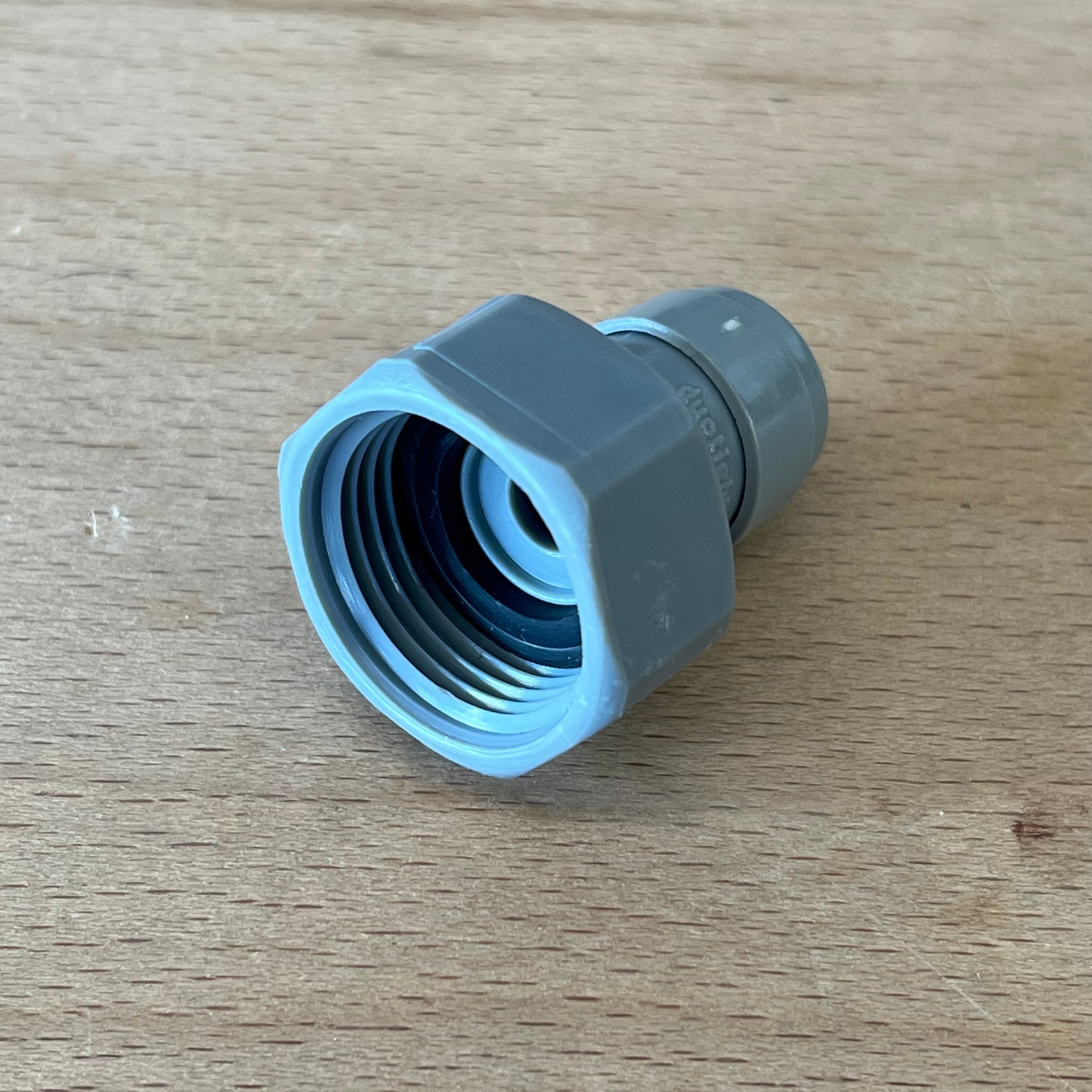 Duotight 5/8" BSP to 5/16" shank fitting